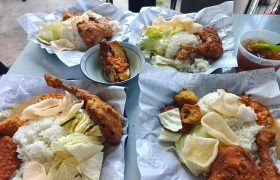 Ayam Gepuk Wak Rongan – Pekan Kerteh